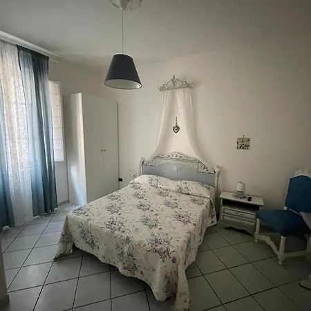 Le Rose Oda ve Kahvaltı Salerno